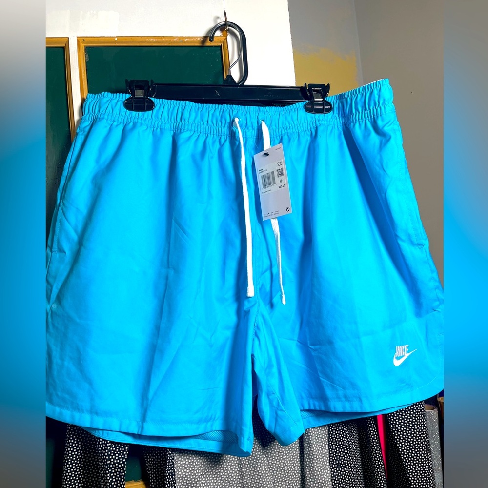 NWT Nike Standard Fit Above The Knee Length Swim Shorts Men’s Size XXL